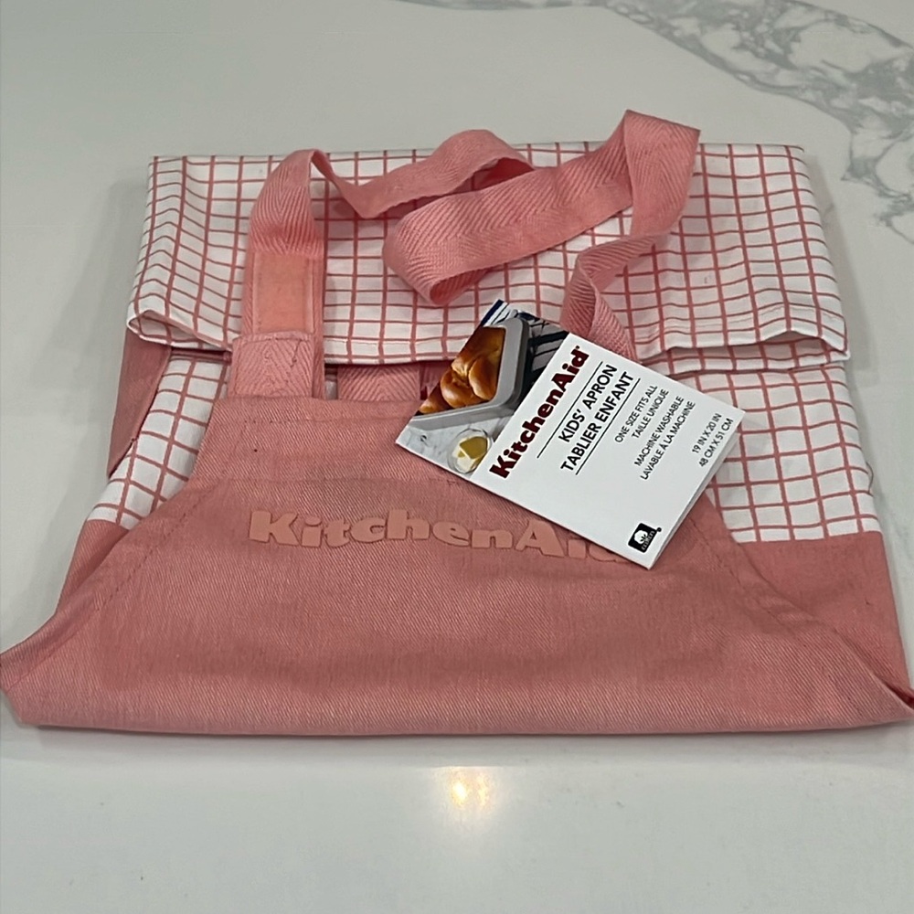 💕KIDS.  KitchenAid Cute Apron💕